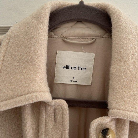 Aritzia 100% Wool Button Down Jacket - Picture 3 of 8